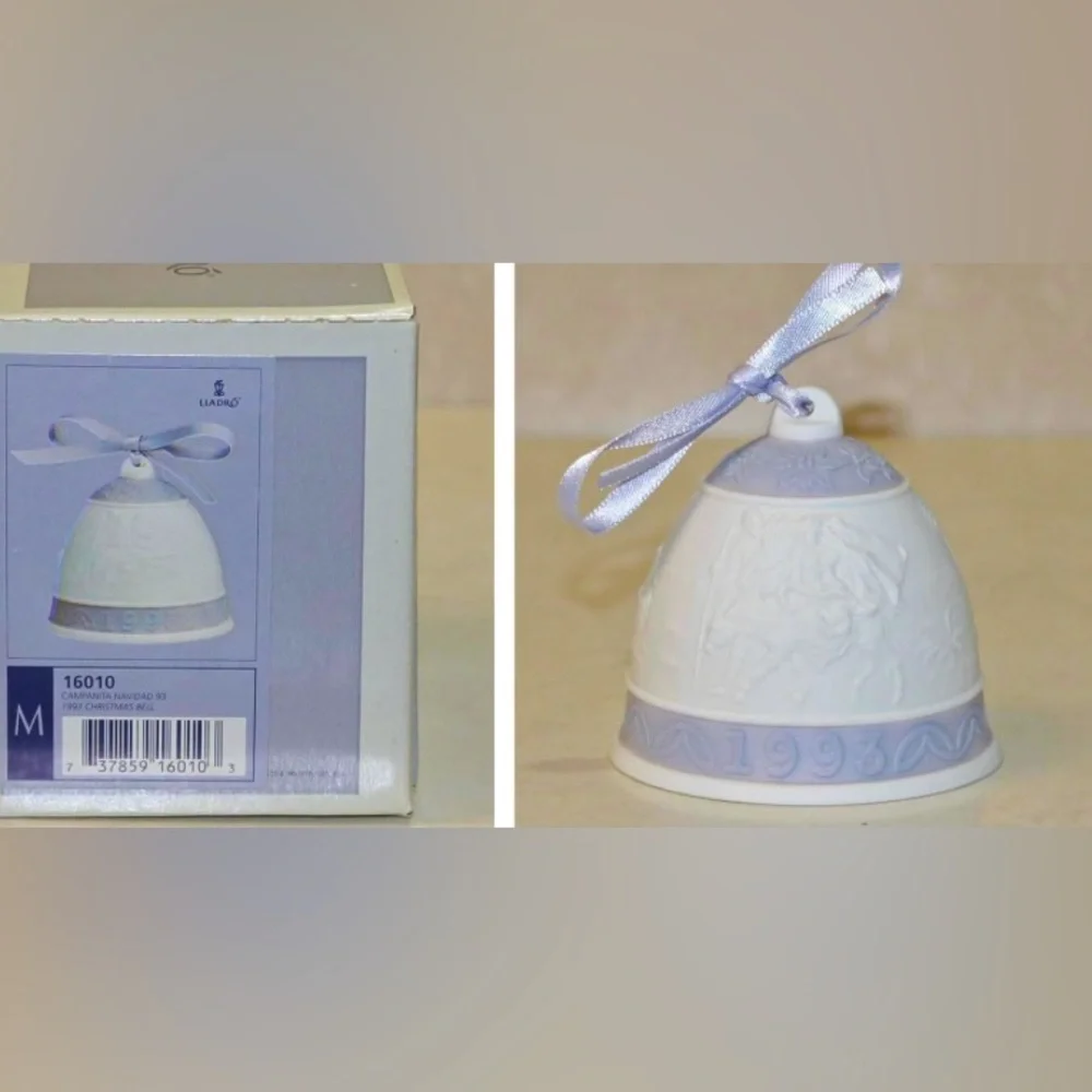 - Lladro 1993 Christmas Bell vintage in box